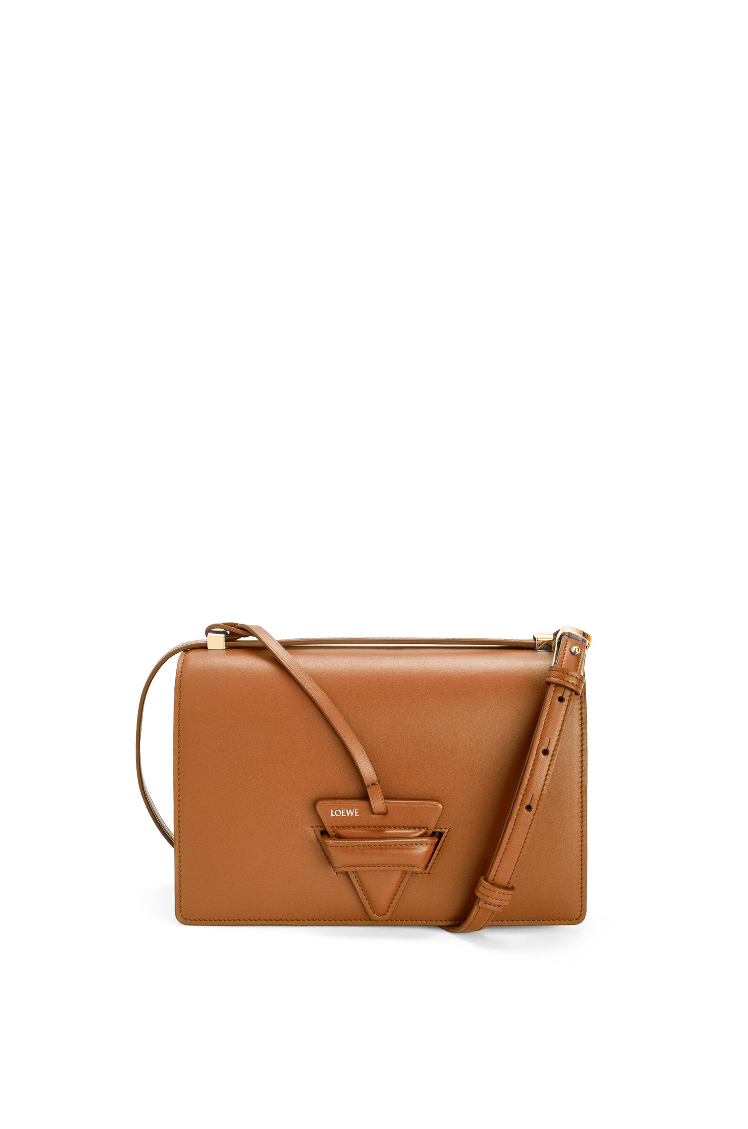 ロエベ LOEWE バルセロナバッグシルクカーフスキン A532M15X02 2530