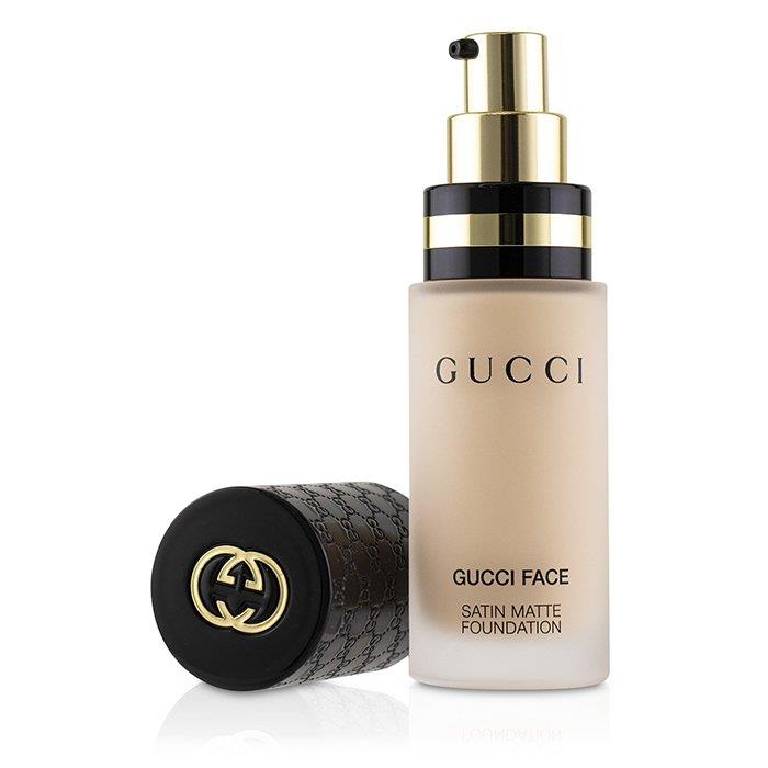 グッチ GUCCI レディースフェイス サテンマットファンデーションSPF # 030 8005610355832