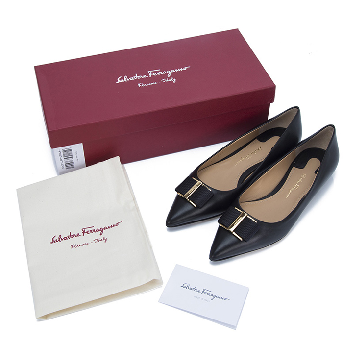 FERRAGAMO LADY SHOES 0672829 NACA NERO BLACK