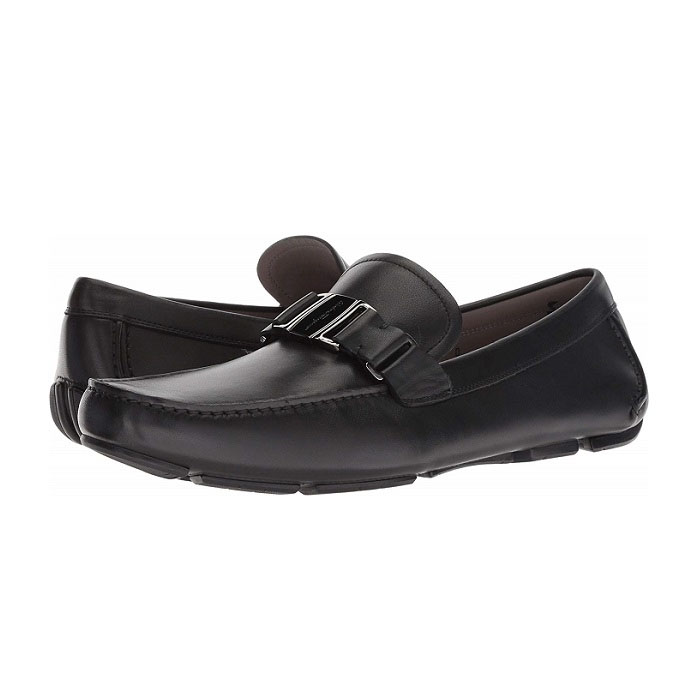 フェラガモ FERRAGAMO メンズレザーVARAバックルドライビングモカシンシューズ 0698888 CALF NERO