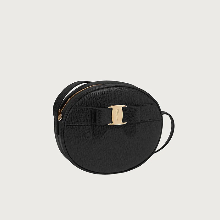 フェラガモ FERRAGAMOレザー ヴァラリボン ショルダーバッグ ポシェット鞄 レディース  22-D861 P-C NERO