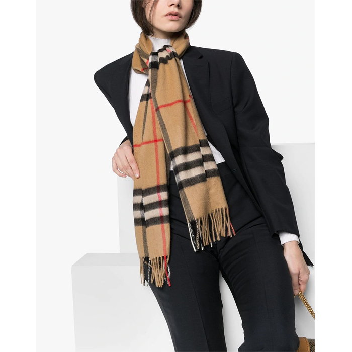 Burberry giant check scarf バーバリージャイアントチェックスカーフ  8018173