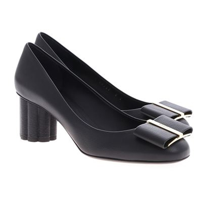 フェラガモ FERRAGAMO フラワーヒール グレインレザーパンプス 0680013 CALF NERO BLACK