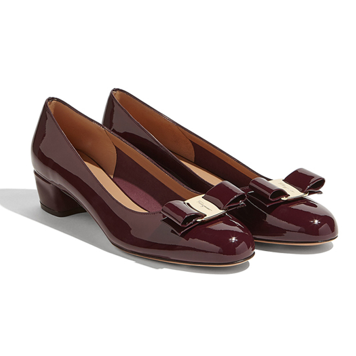 フェラガモ FERRAGAMO レディースVARA1シリーズパテントレザーボウチャンキーヒール 0695370 NAPLAK CALF BURGUNDY